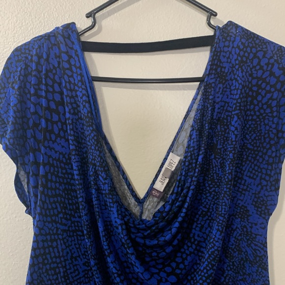 Jennifer Lopez Blue/Black Print Sexy Back Top Size M Used - Picture 3 of 6